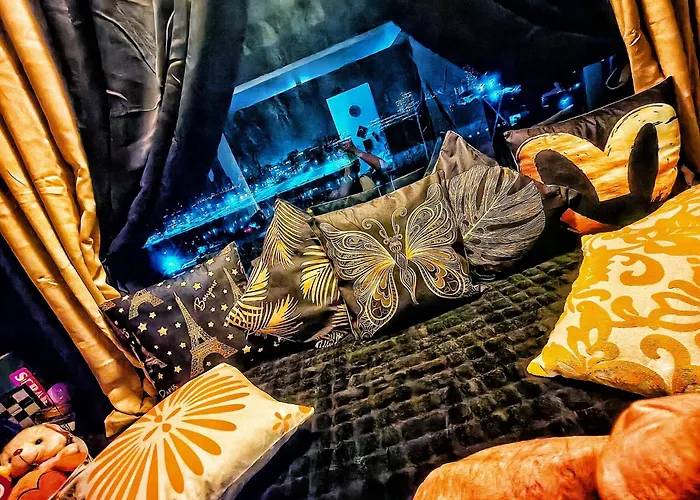 The Fifth By Ohe Space At Shore Manila