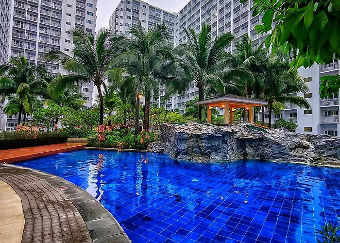 Pensión The Fifth By Ohe Space At Shore Manila